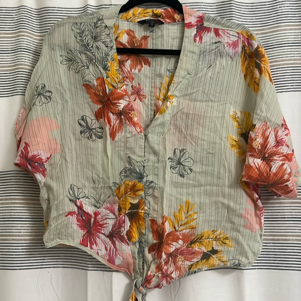 Express top floral